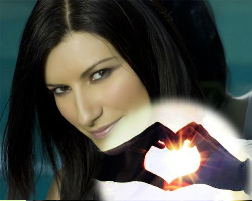 Laura Pausini - Un amico è così: testo e commento alla canzone